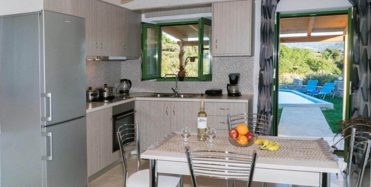 Villa Elia Lambiní Екстериор снимка